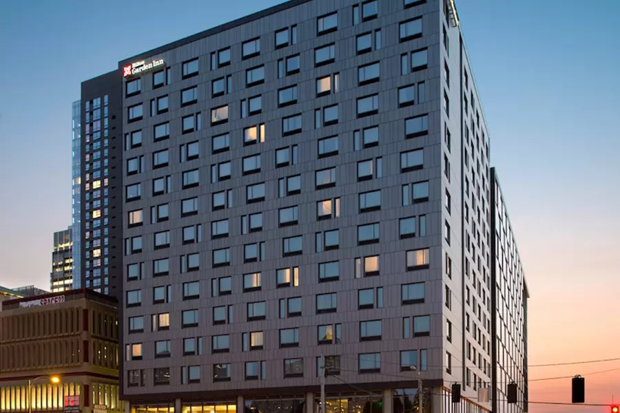 Hilton Garden Inn Seattle Exterior