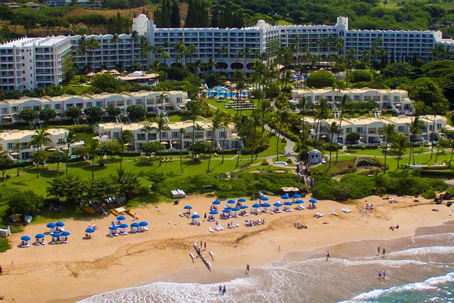 fairmont-kea-lani-maui-900x600